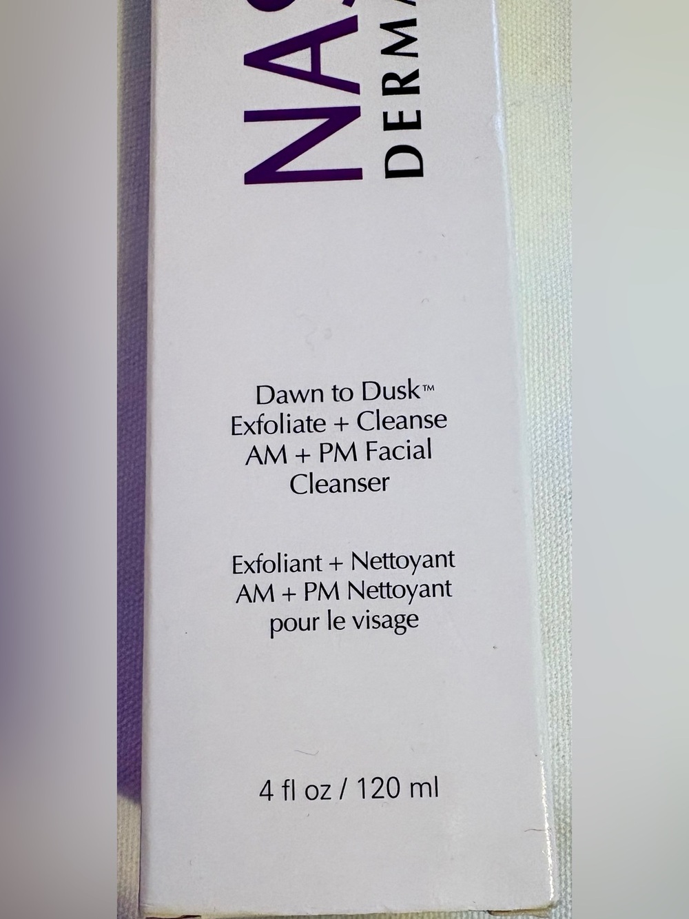 Dawn to Dusk Exfoliate + Cleanse AM + PM Facial Cleanser — White - Picture 2 of 3
